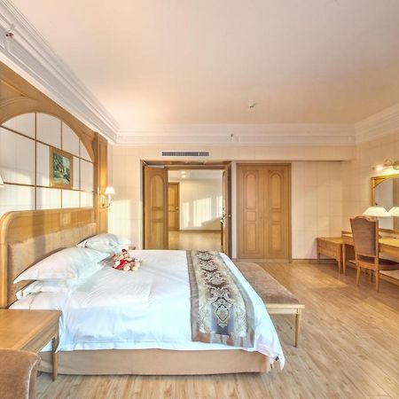 Hotel Silverland Dongguan  Extérieur photo
