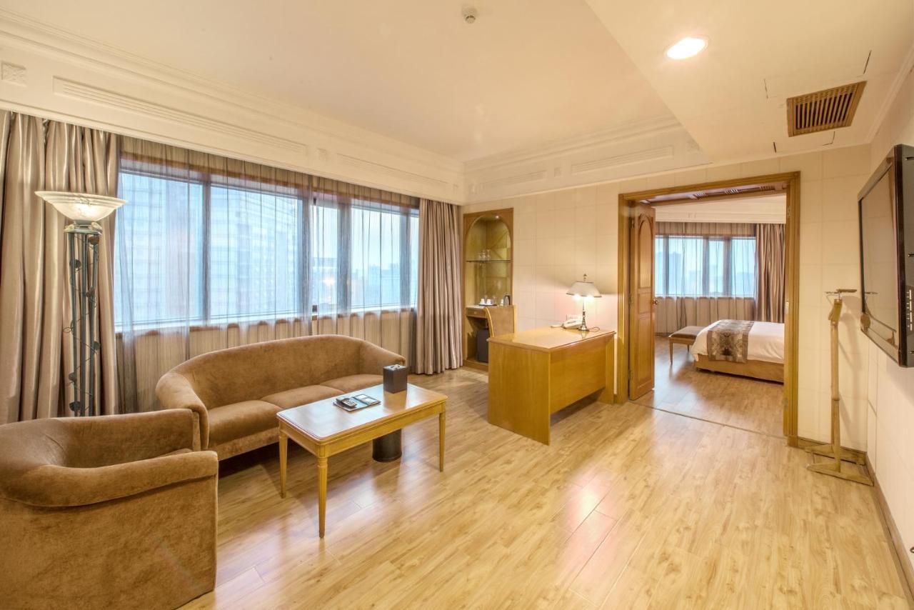 Hotel Silverland Dongguan  Extérieur photo