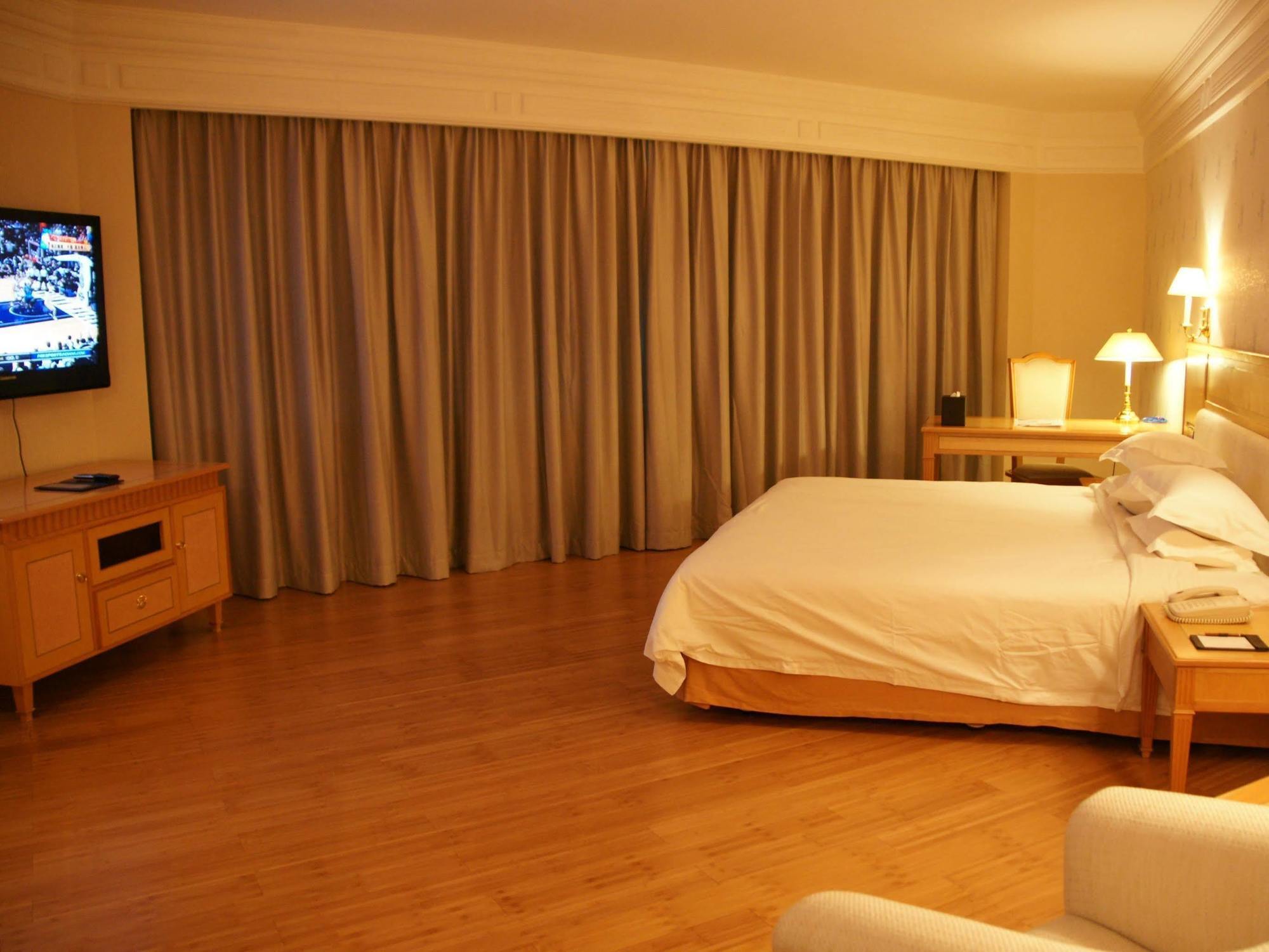Hotel Silverland Dongguan  Extérieur photo